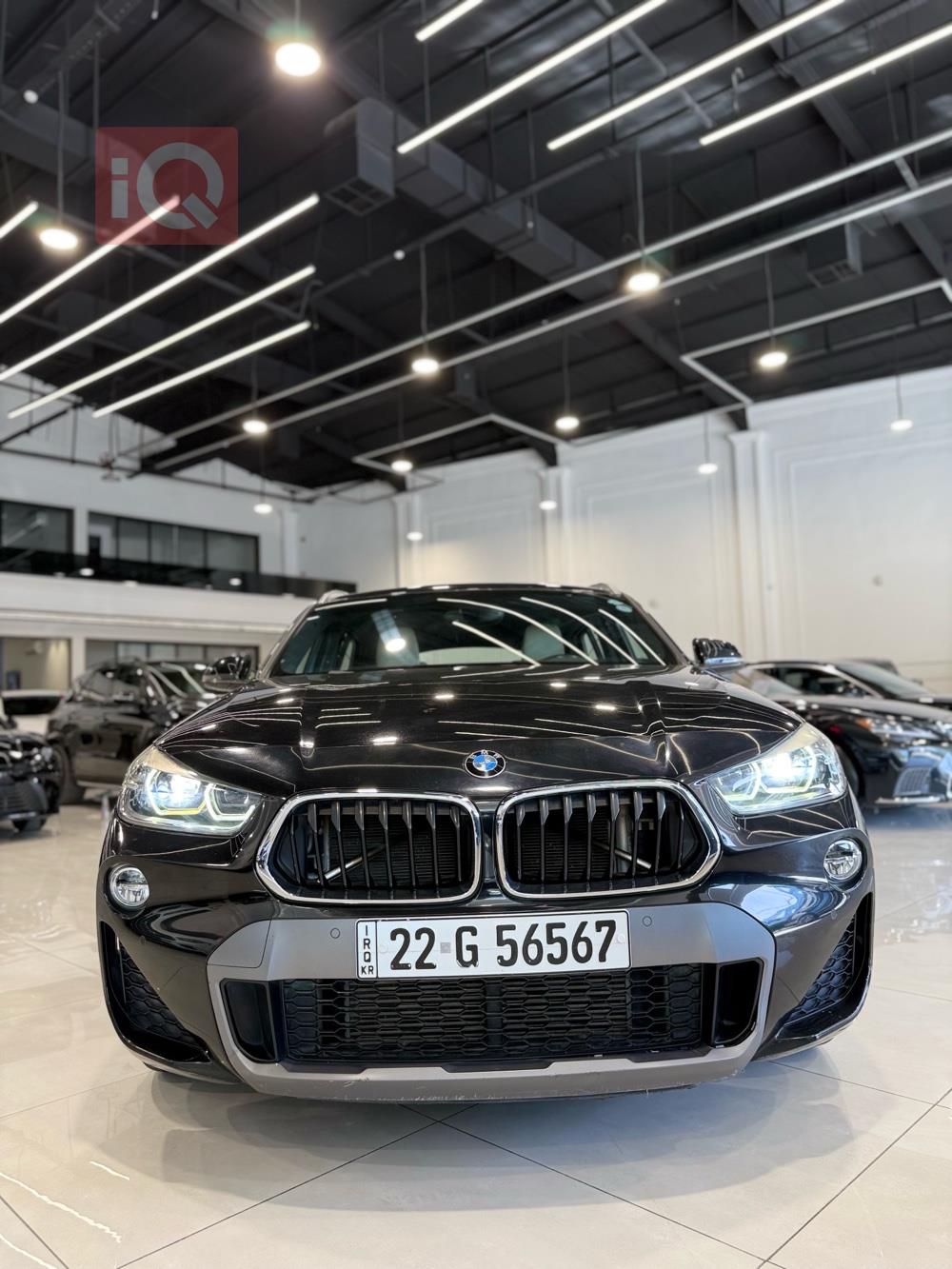 بی ئێم دەبڵیو X2